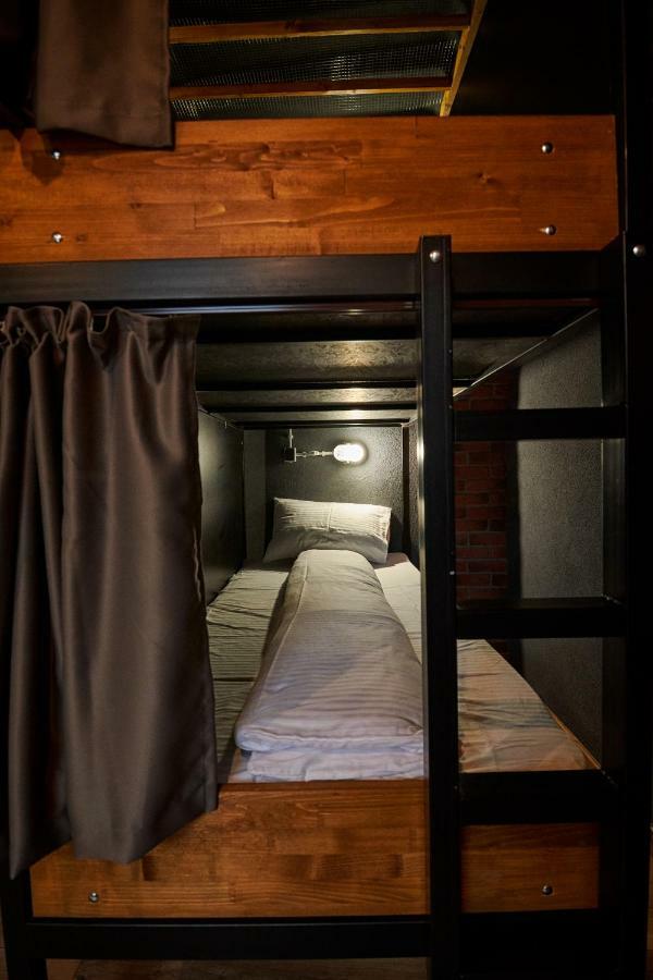 Bed Stage Hostel บราชอฟ ภายนอก รูปภาพ